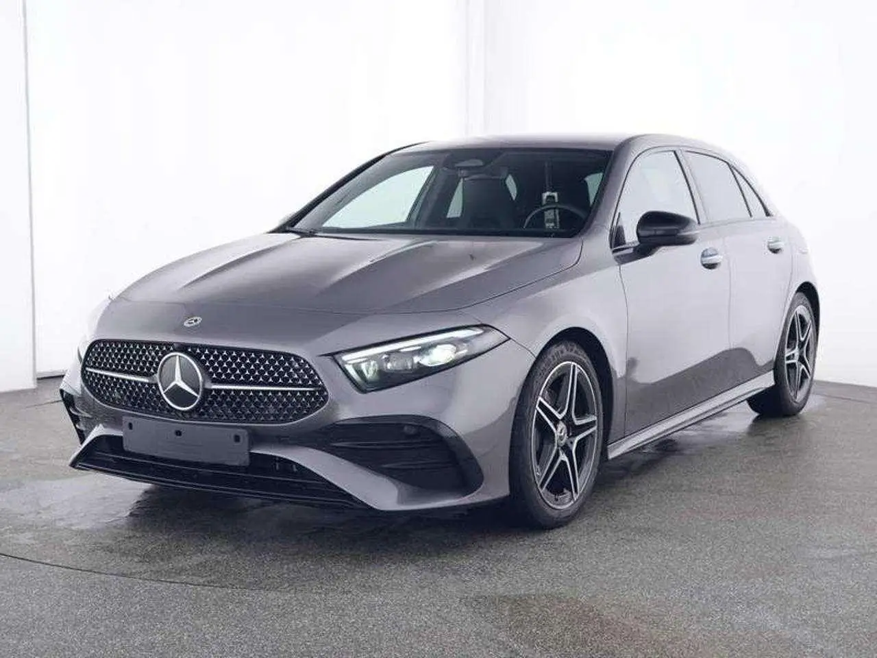 Photo 1 : Mercedes-benz Classe A 2023 Hybride