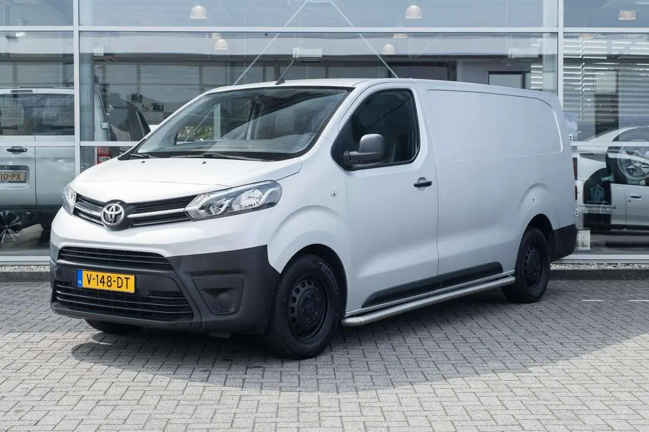 Photo 1 : Toyota Proace 2017 Diesel