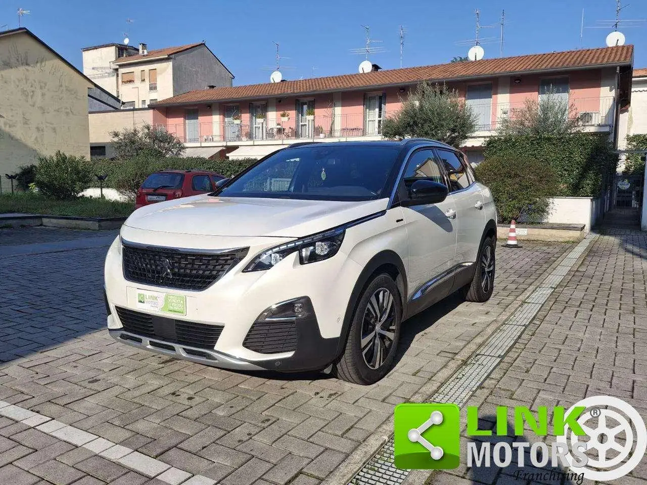 Photo 1 : Peugeot 3008 2020 Essence