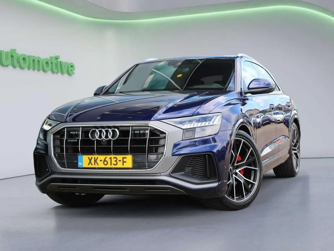 Photo 1 : Audi Q8 2019 Hybrid