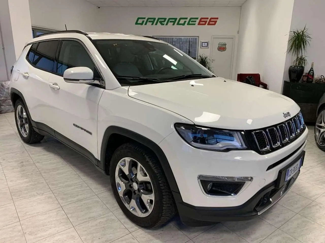 Photo 1 : Jeep Compass 2020 Diesel