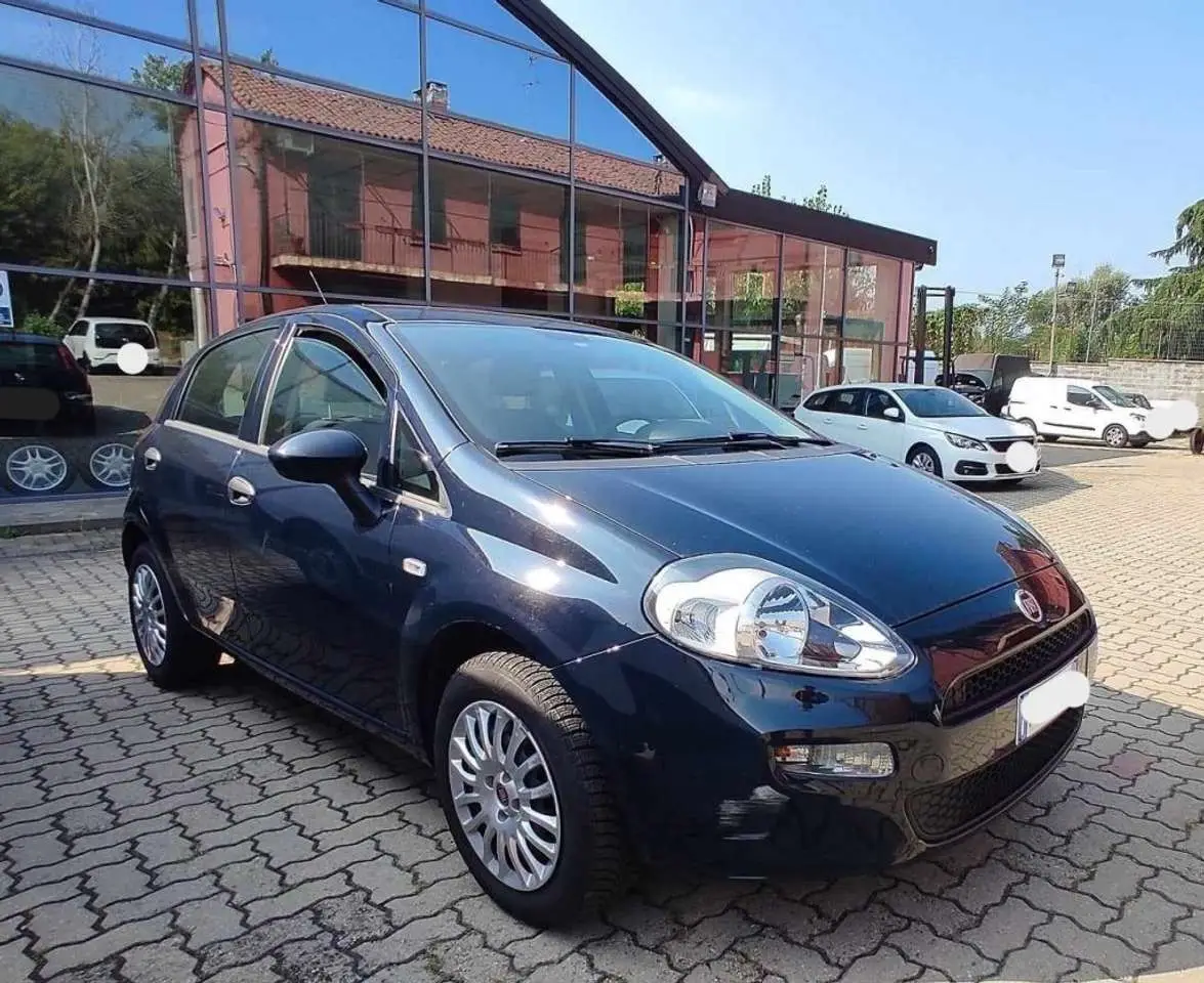 Photo 1 : Fiat Punto 2017 Essence