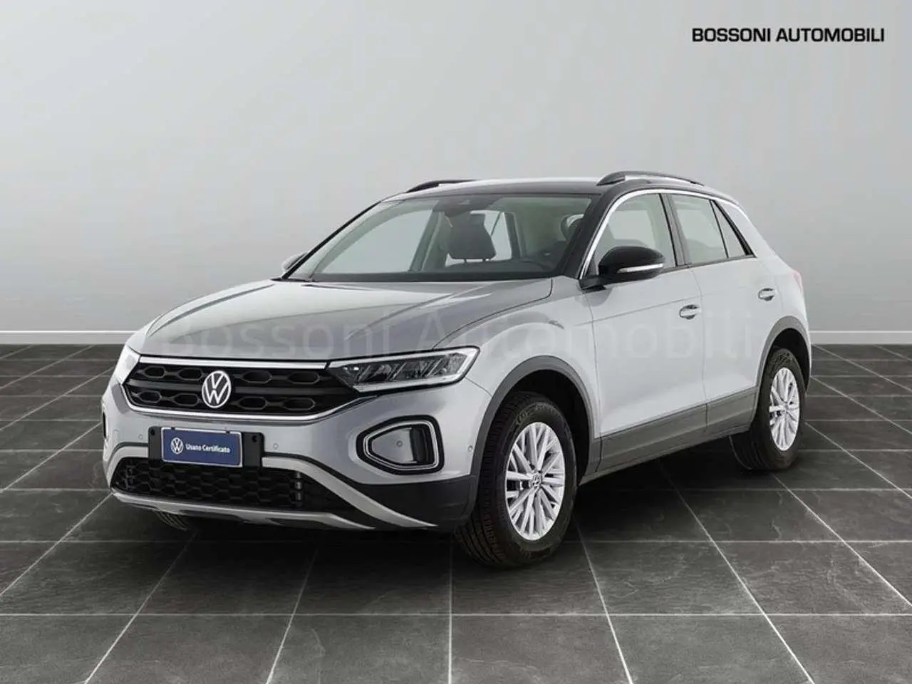 Photo 1 : Volkswagen T-roc 2023 Petrol