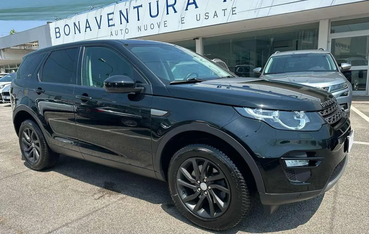 Photo 1 : Land Rover Discovery 2019 Diesel