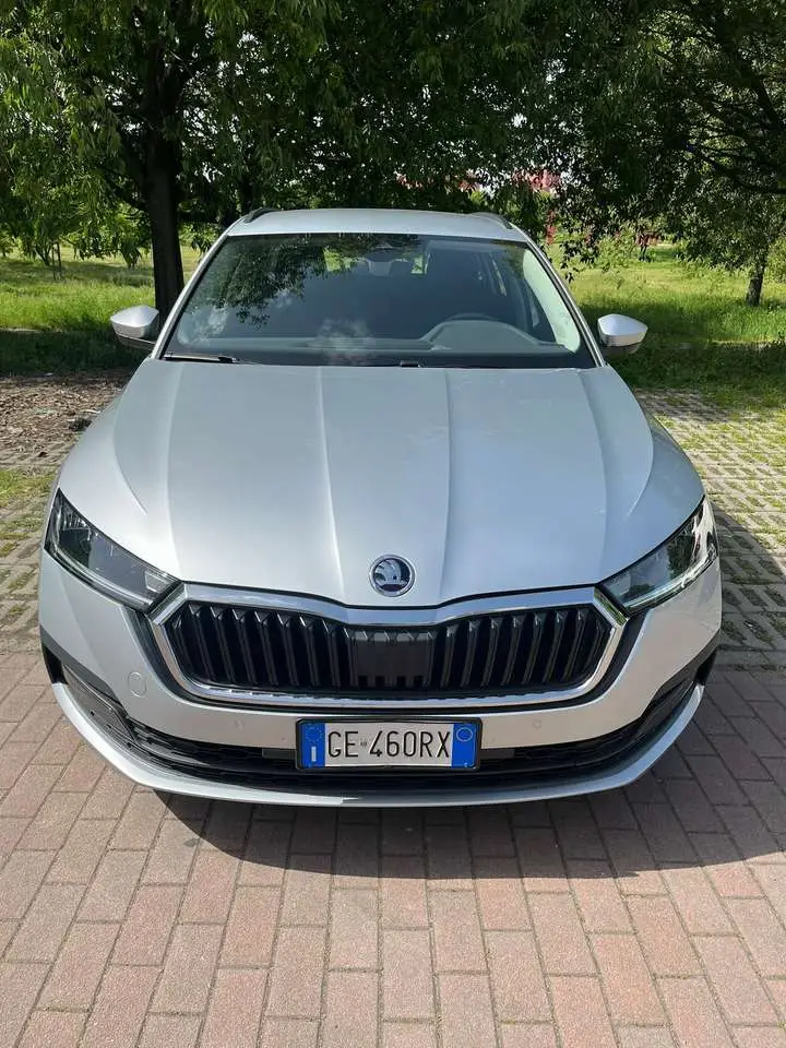 Photo 1 : Skoda Octavia 2021 Others