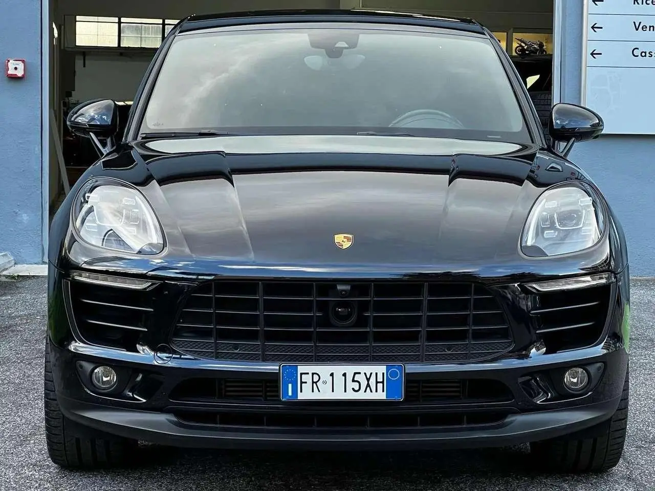 Photo 1 : Porsche Macan 2018 Essence