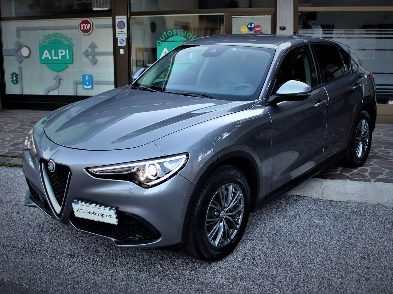 Photo 1 : Alfa Romeo Stelvio 2018 Diesel