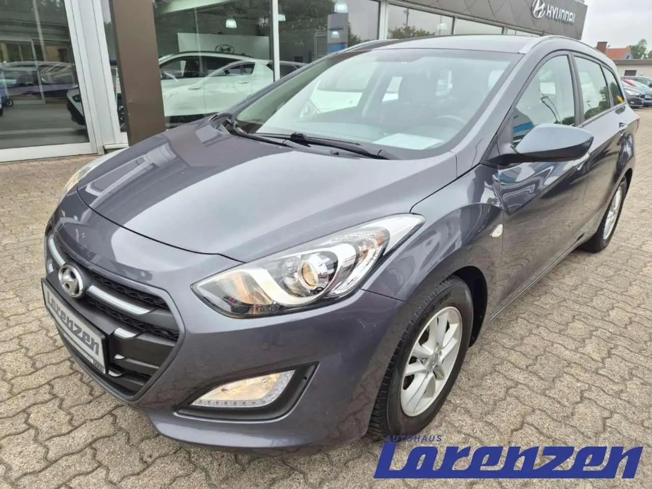 Photo 1 : Hyundai I30 2016 Petrol