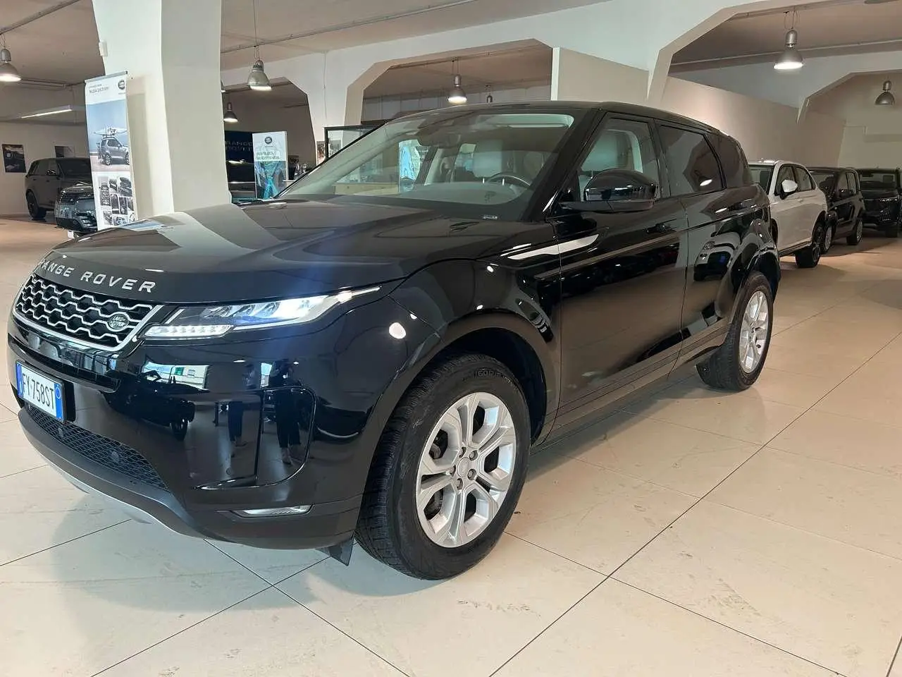 Photo 1 : Land Rover Range Rover Evoque 2020 Hybrid