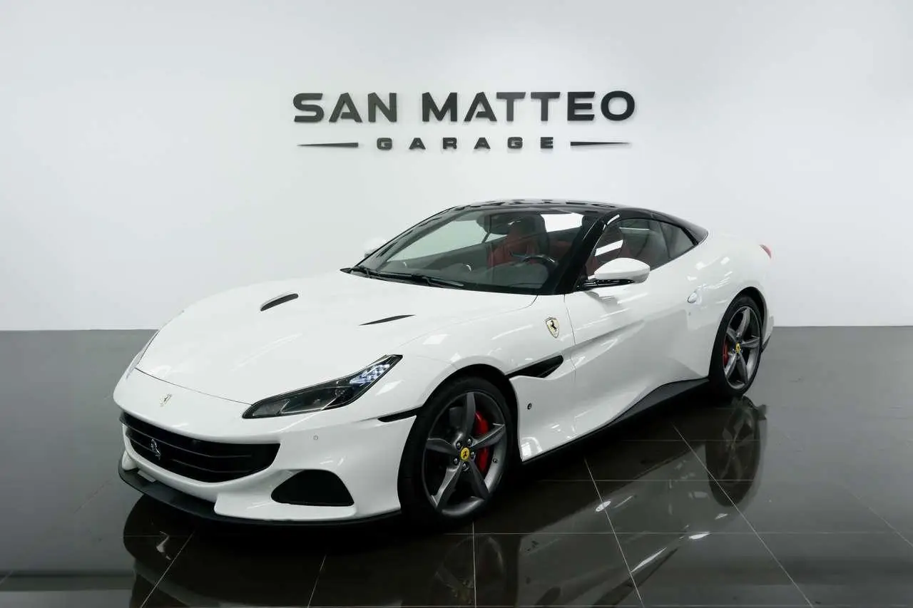 Photo 1 : Ferrari Portofino 2024 Essence