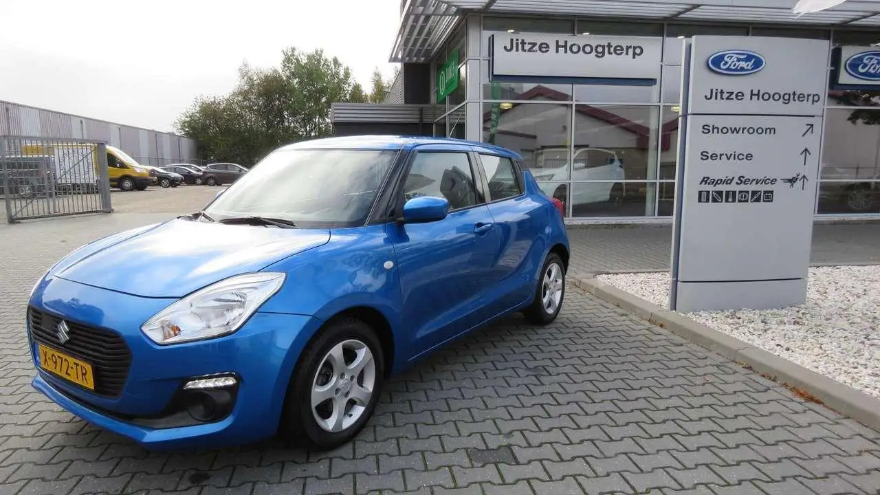 Photo 1 : Suzuki Swift 2020 Hybrid