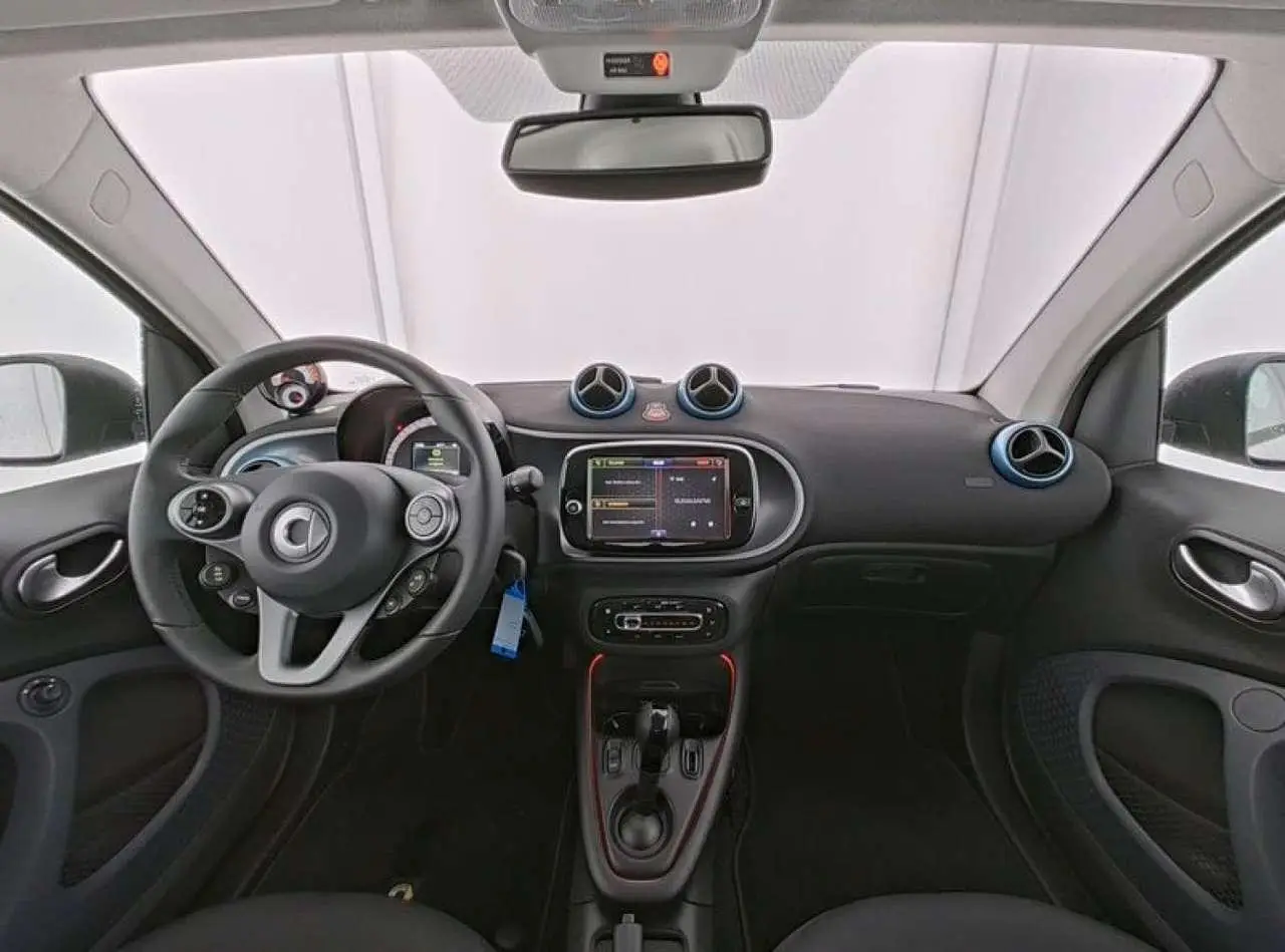 Photo 1 : Smart Fortwo 2023 Electric