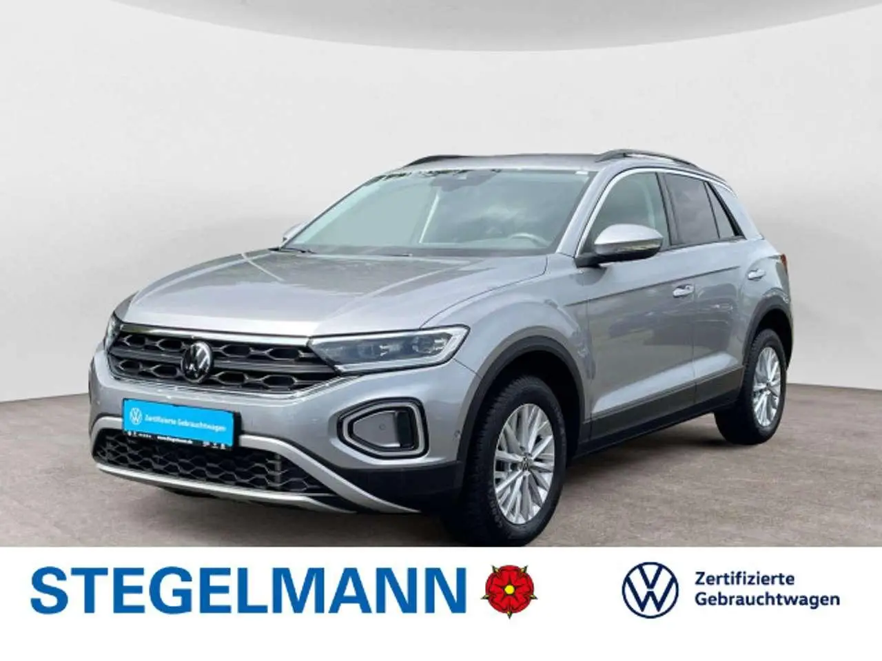 Photo 1 : Volkswagen T-roc 2023 Essence