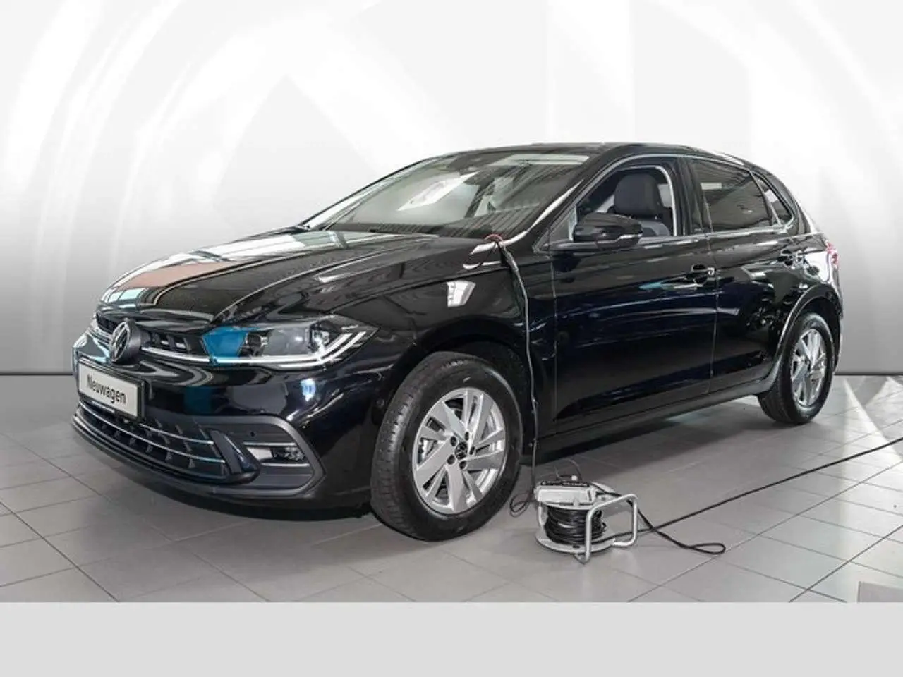 Photo 1 : Volkswagen Polo 2024 Petrol