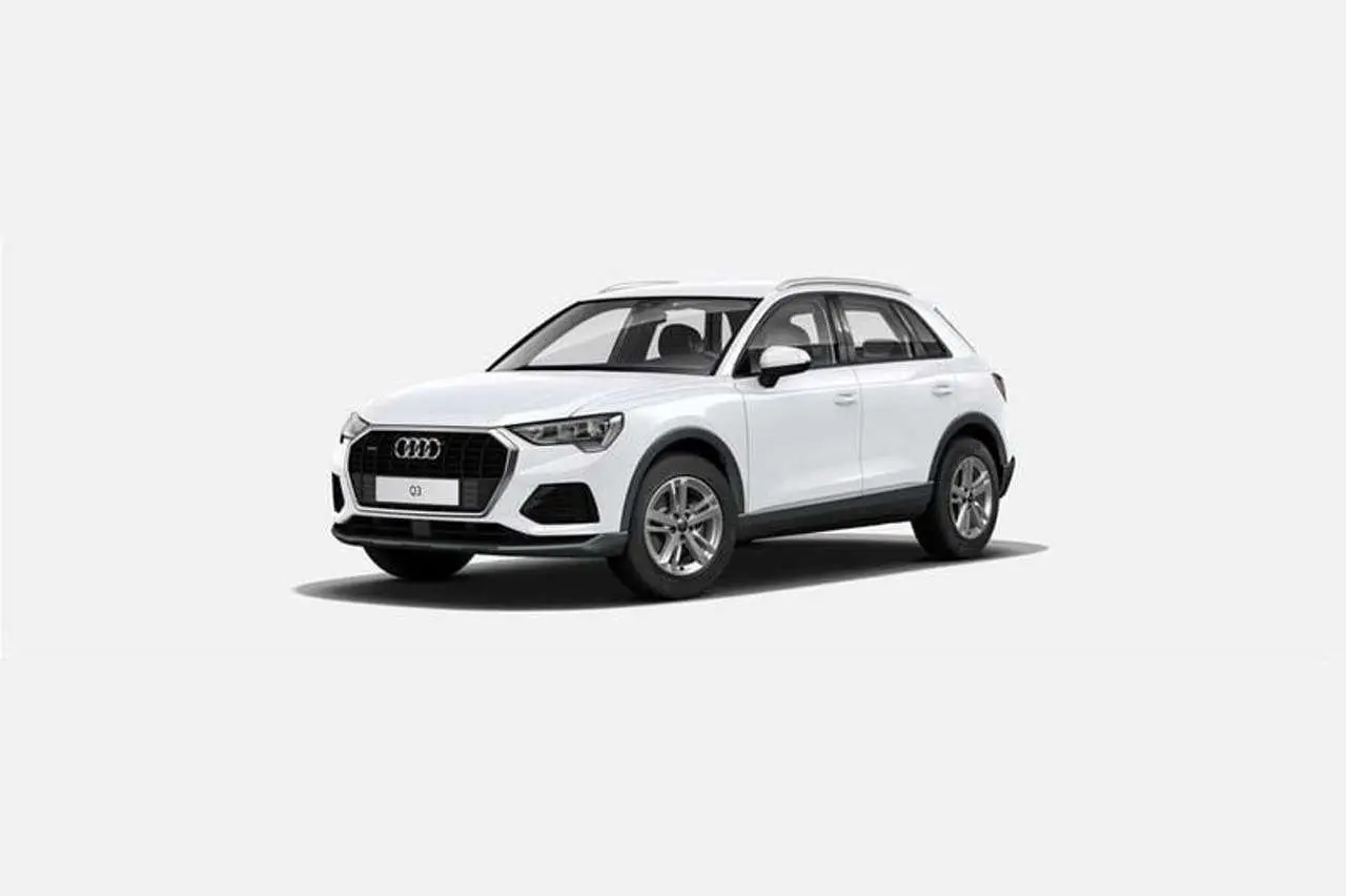 Photo 1 : Audi Q3 2024 Petrol