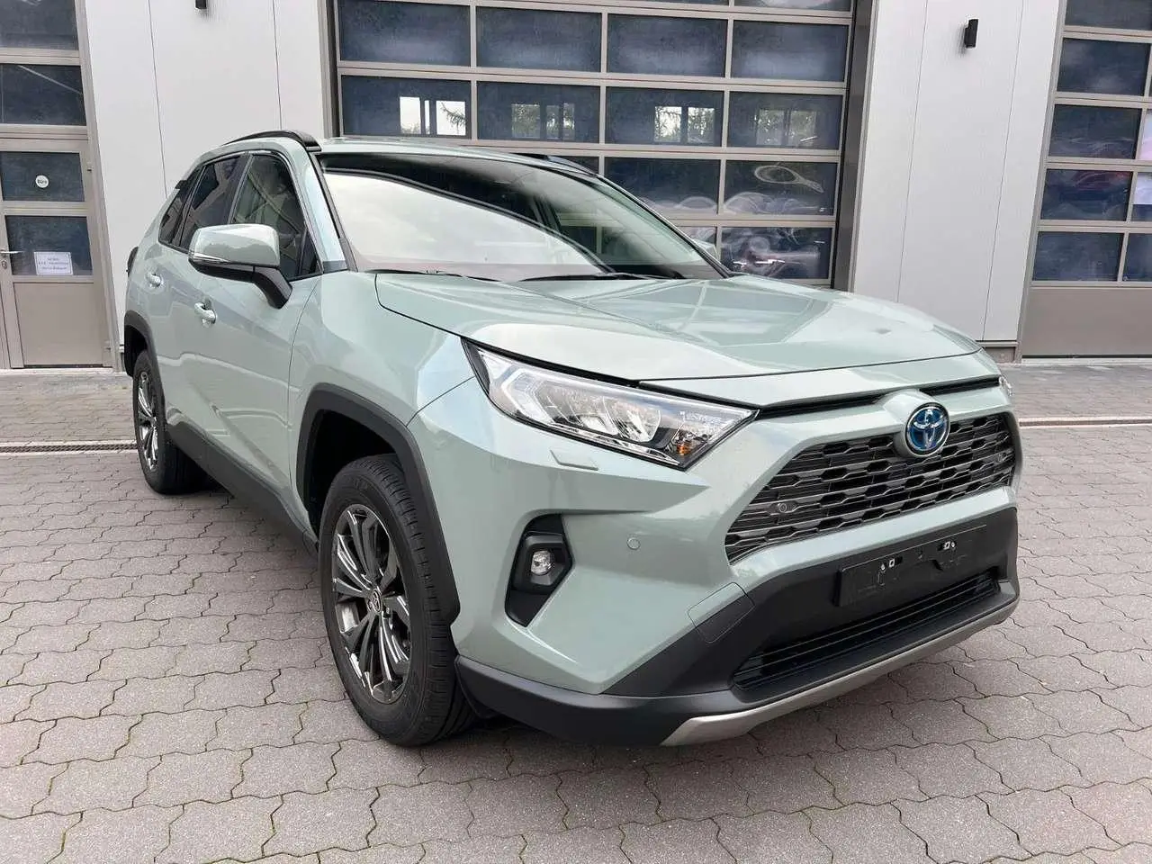 Photo 1 : Toyota Rav4 2024 Hybrid