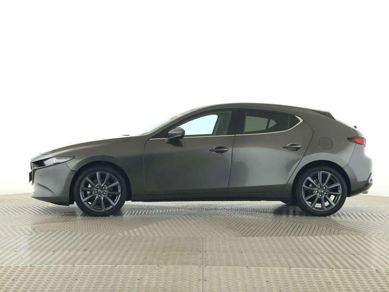 Photo 1 : Mazda 3 2023 Petrol