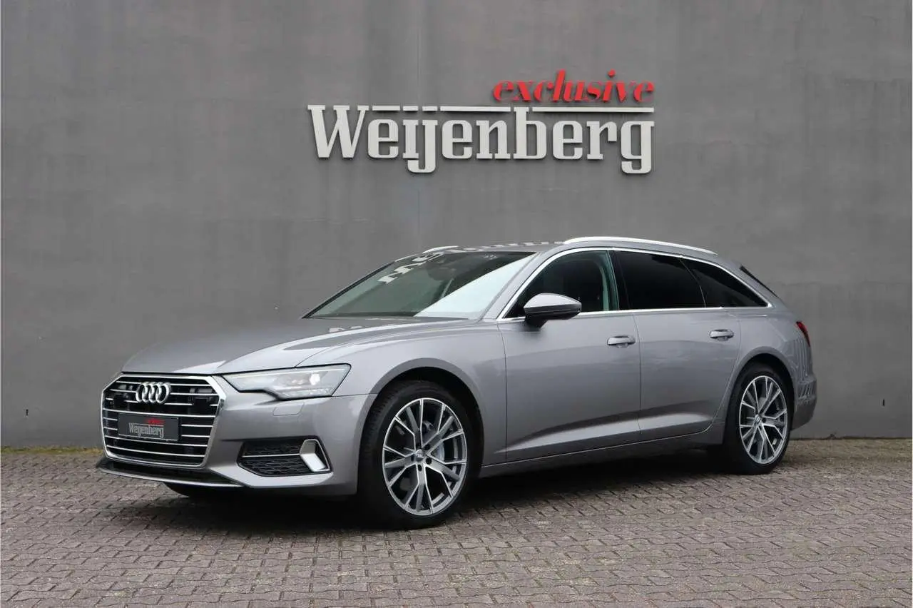 Photo 1 : Audi A6 2019 Essence