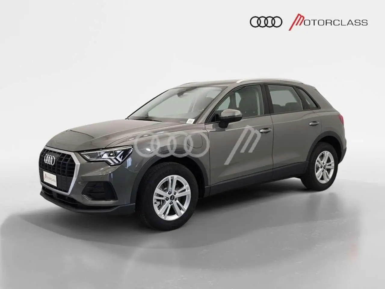 Photo 1 : Audi Q3 2024 Hybride