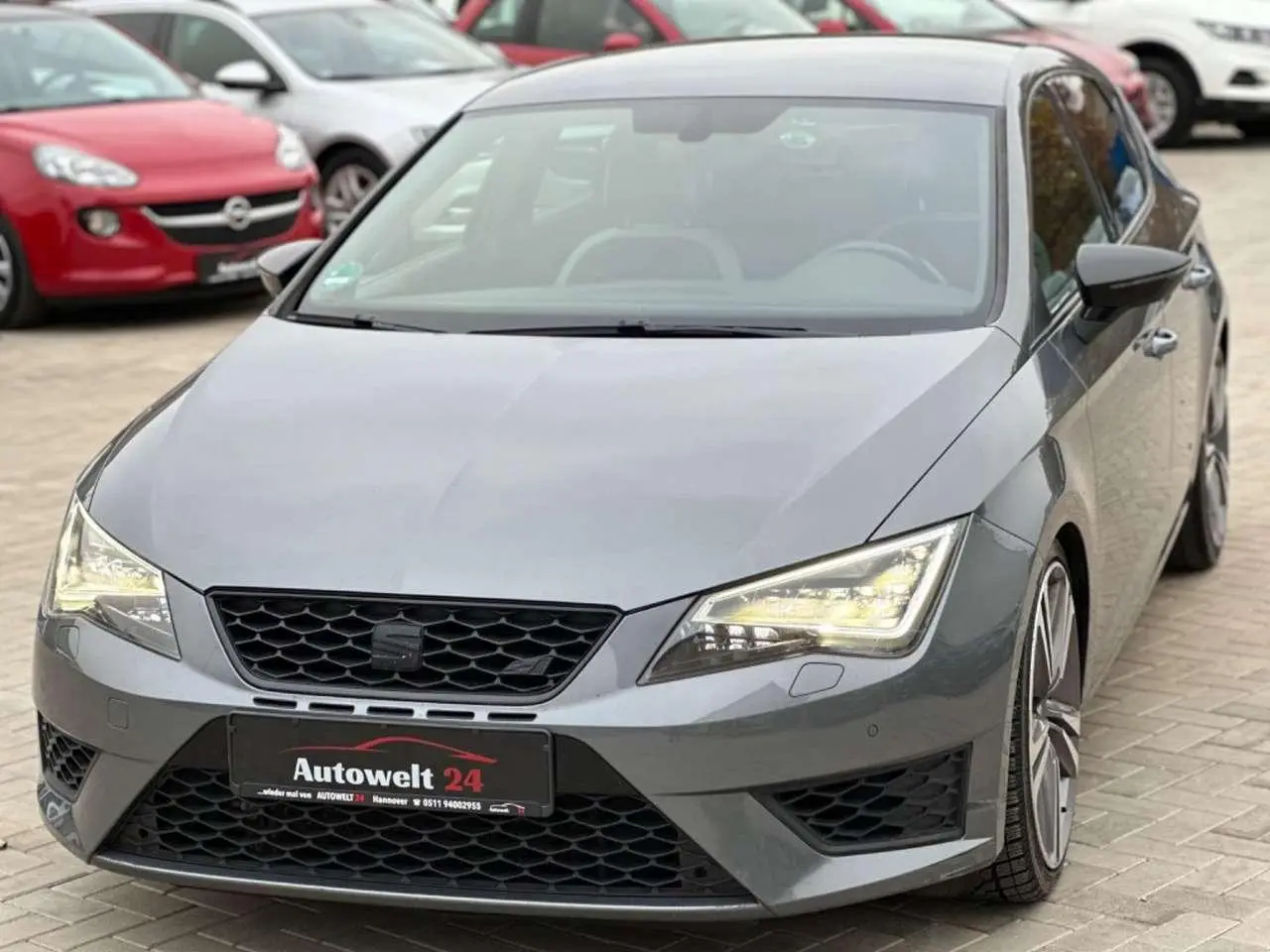 Photo 1 : Seat Leon 2016 Petrol