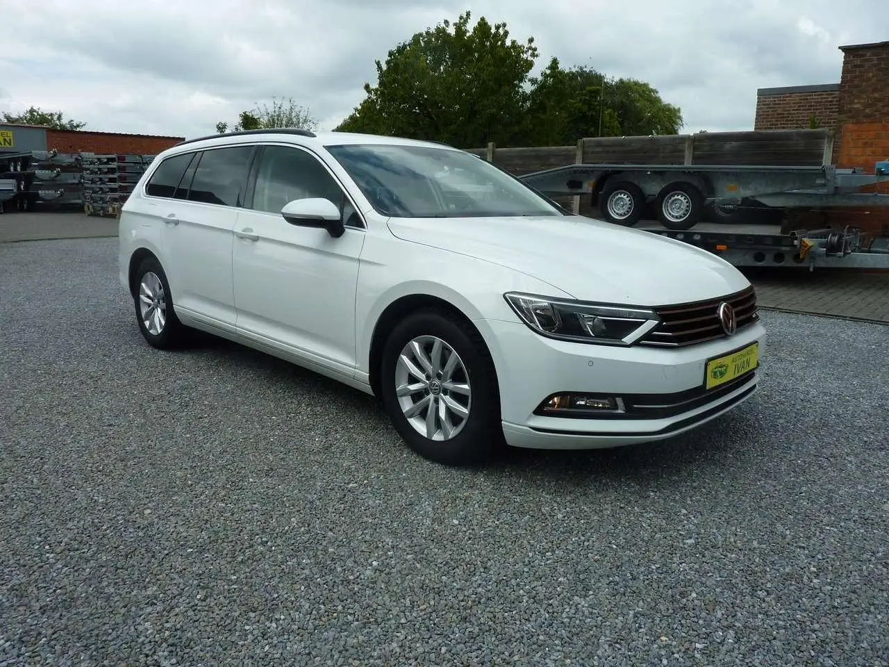 Photo 1 : Volkswagen Passat 2018 Petrol