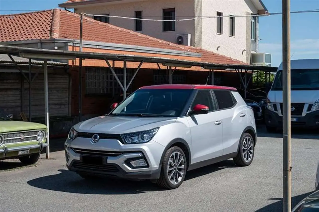 Photo 1 : Ssangyong Tivoli 2019 GPL