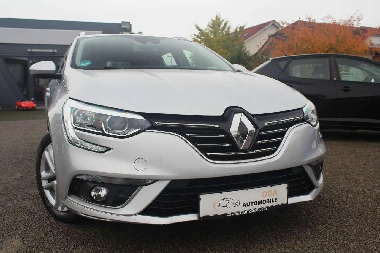 Photo 1 : Renault Megane 2018 Diesel