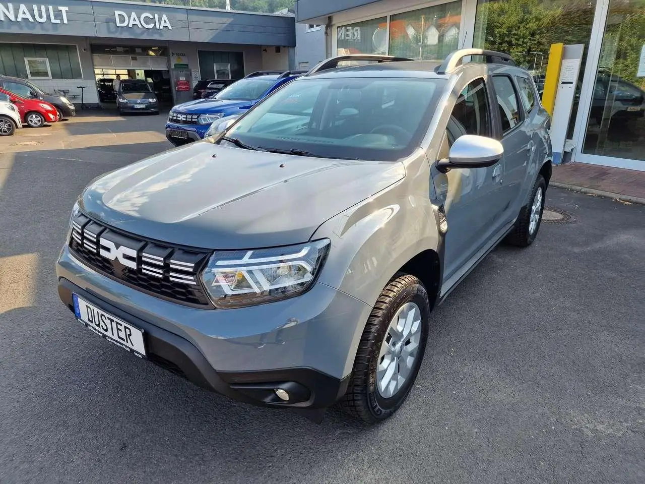 Photo 1 : Dacia Duster 2023 Petrol