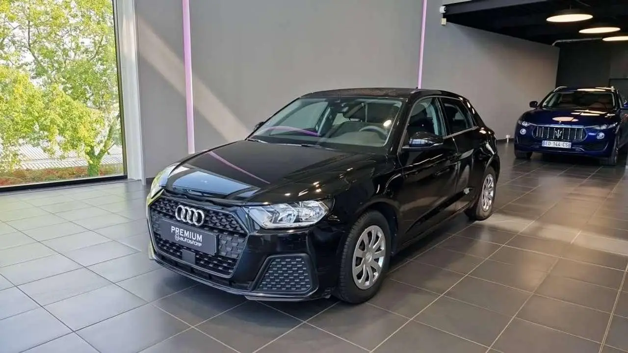 Photo 1 : Audi A1 2023 Petrol