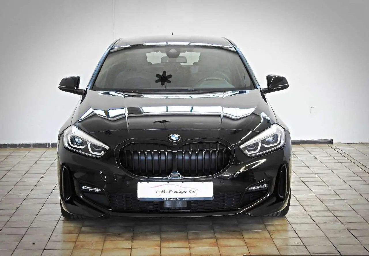 Photo 1 : Bmw Serie 1 2019 Petrol