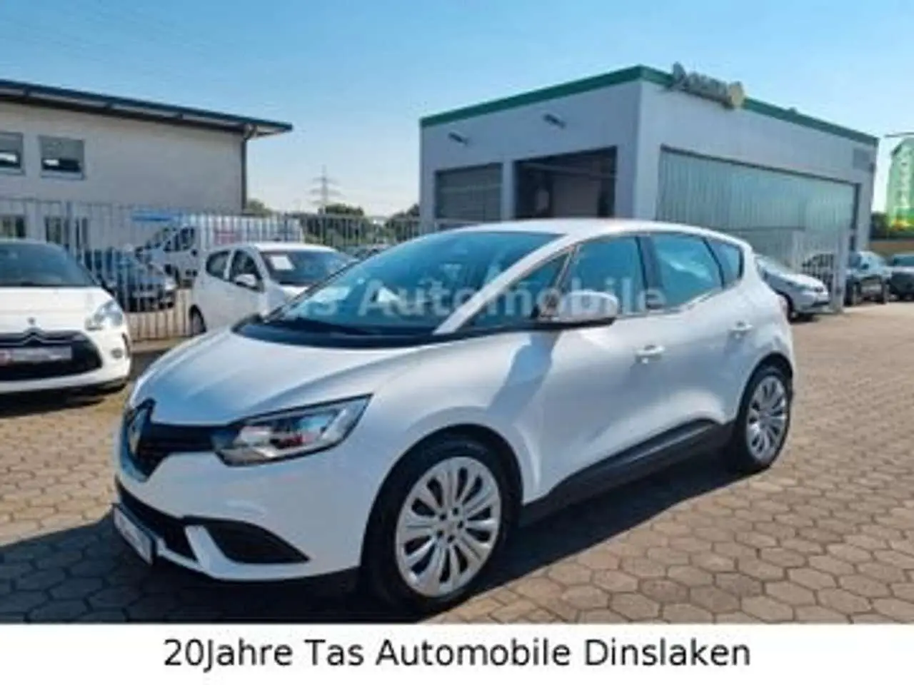 Photo 1 : Renault Scenic 2017 Petrol