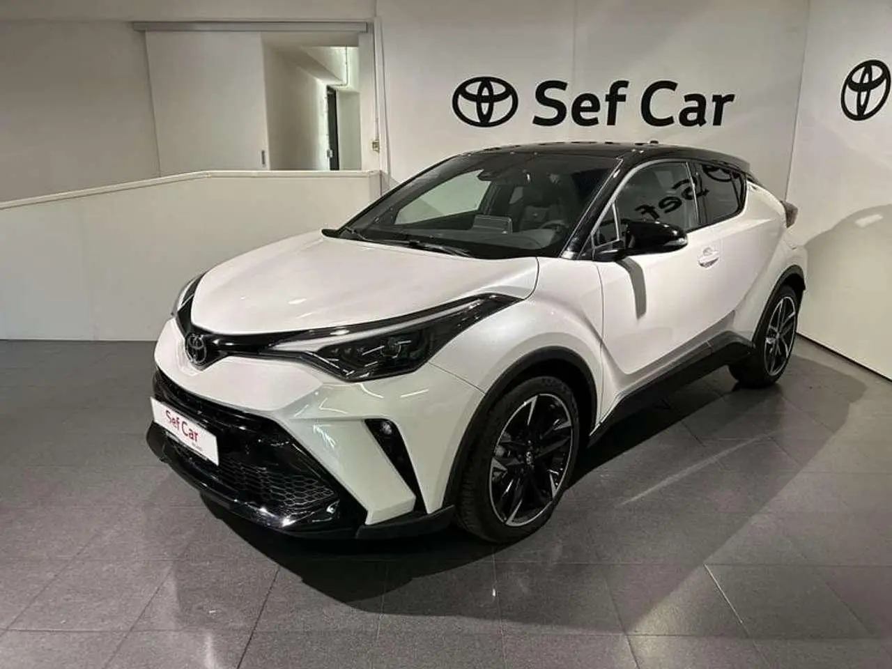 Photo 1 : Toyota C-hr 2024 Hybride