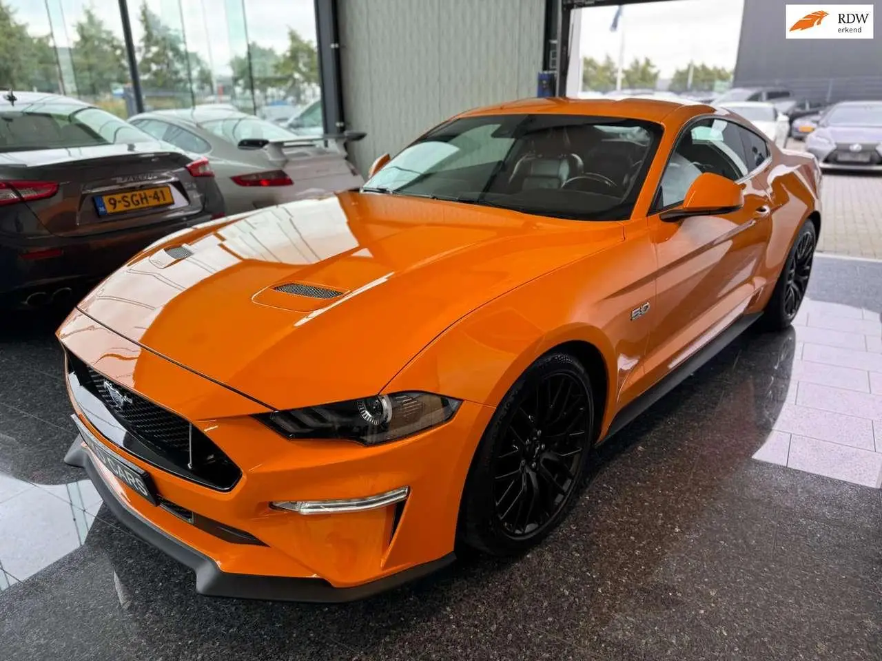 Photo 1 : Ford Mustang 2019 Petrol