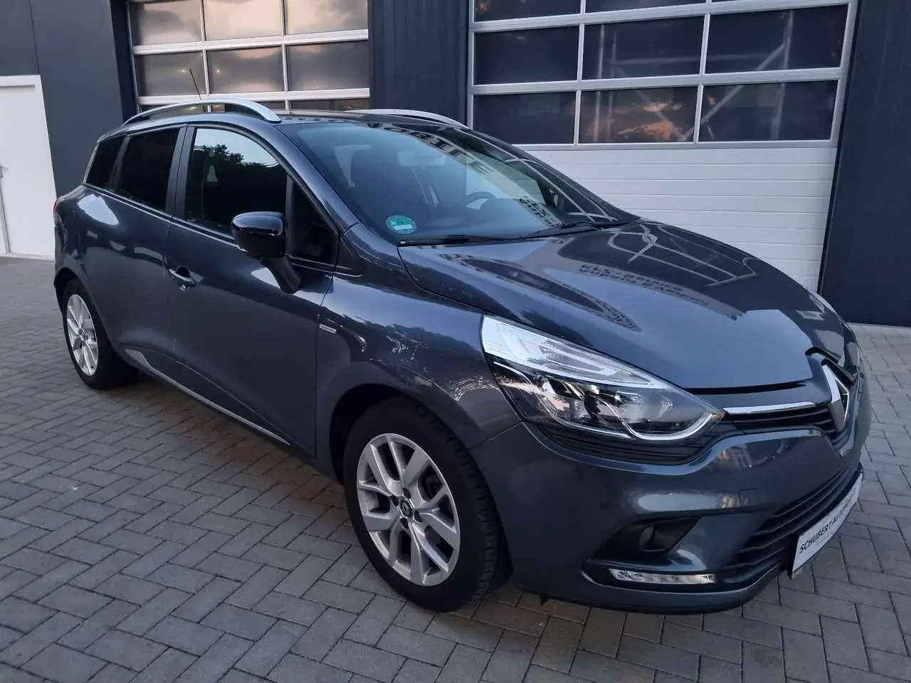 Photo 1 : Renault Clio 2020 Petrol