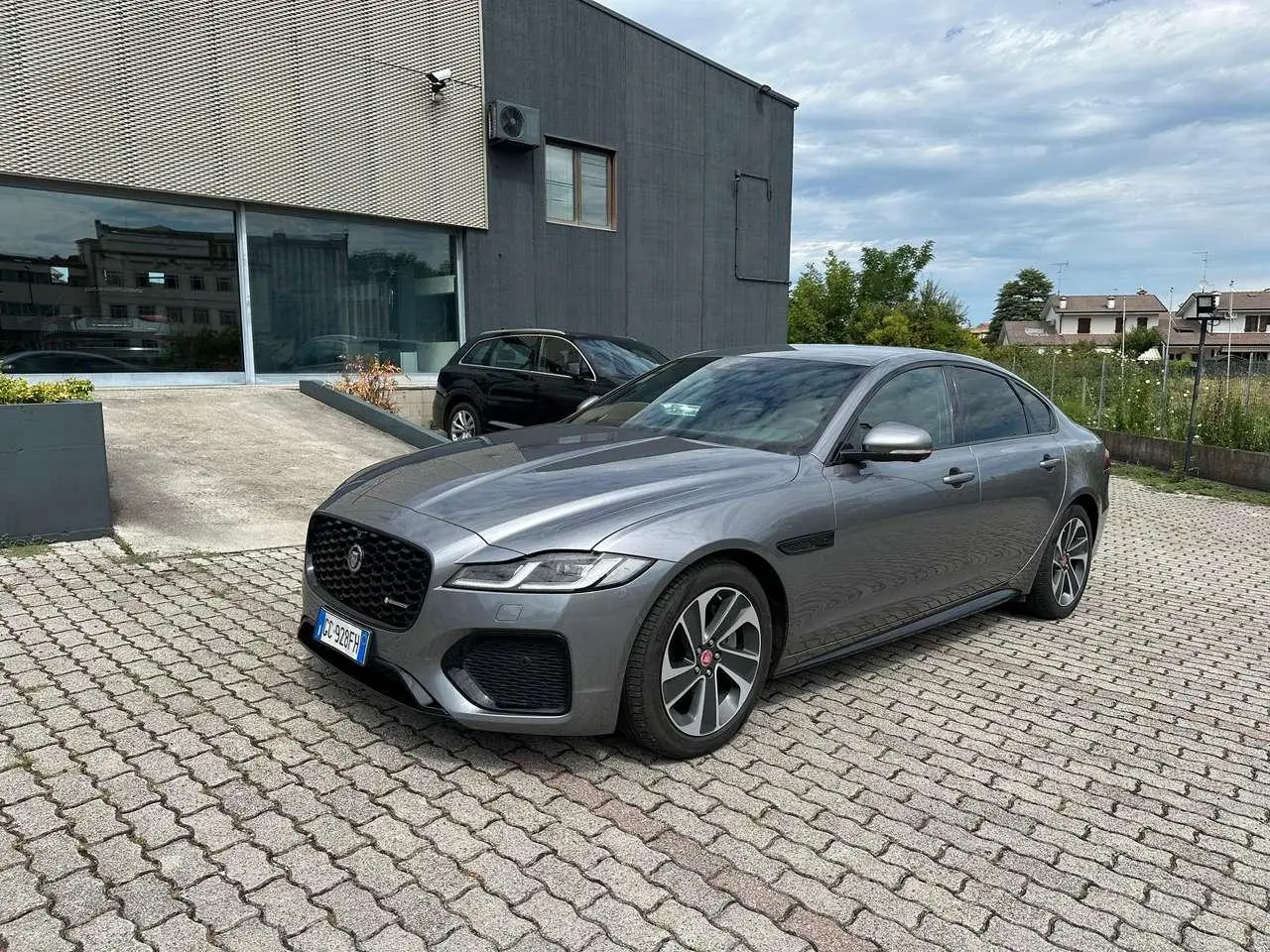 Photo 1 : Jaguar Xf 2021 Hybrid