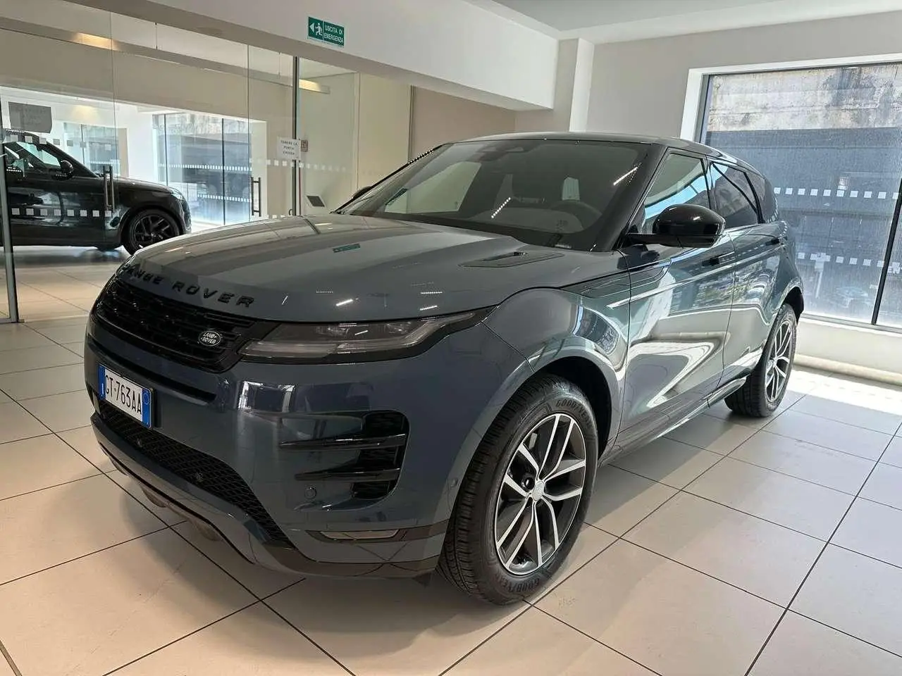 Photo 1 : Land Rover Range Rover Evoque 2024 Hybride