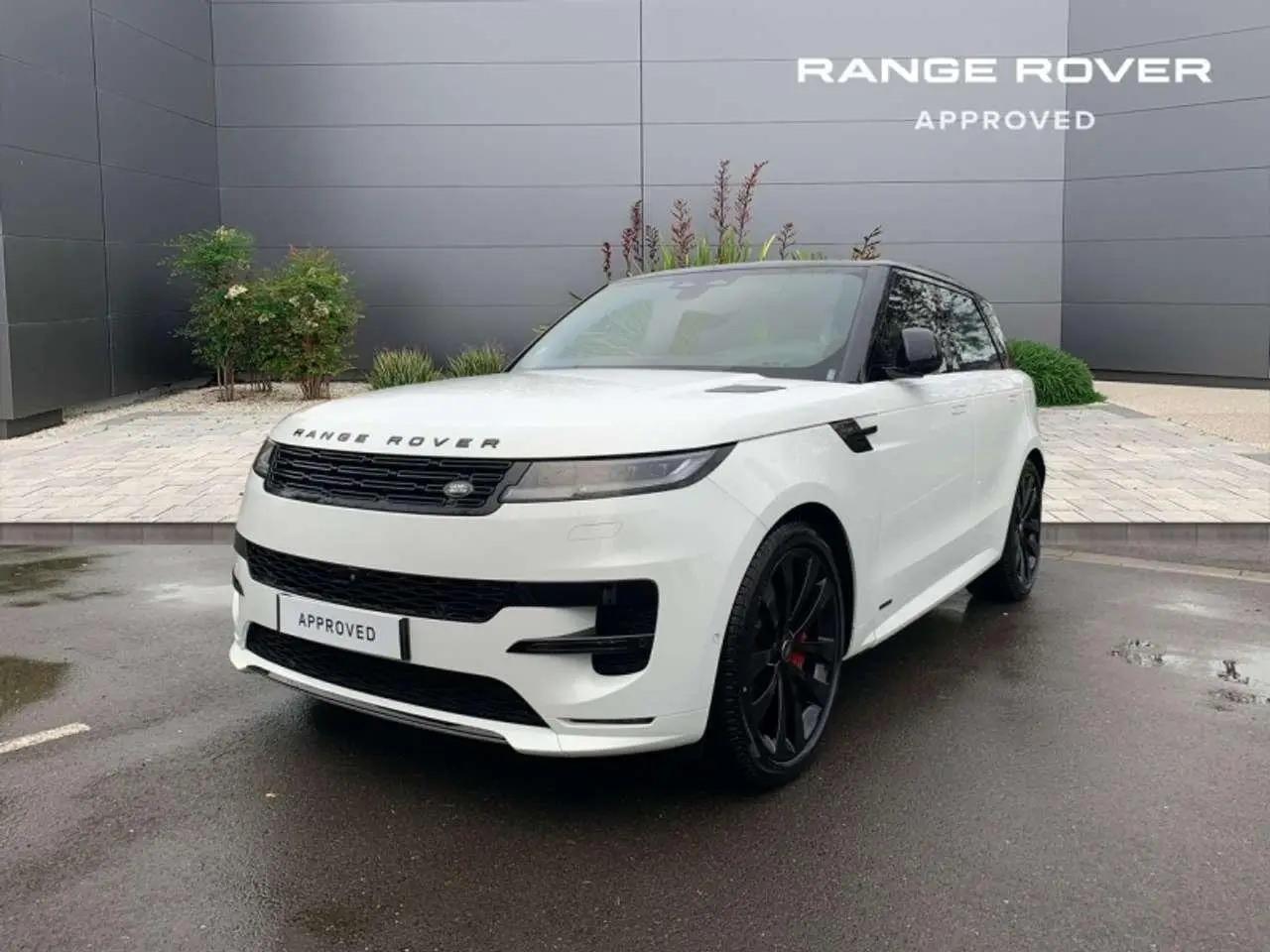 Photo 1 : Land Rover Range Rover Sport 2024 Others