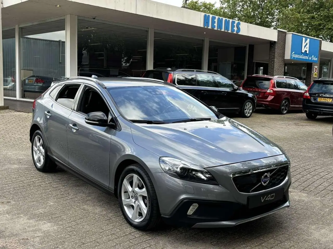 Photo 1 : Volvo V40 2014 Petrol