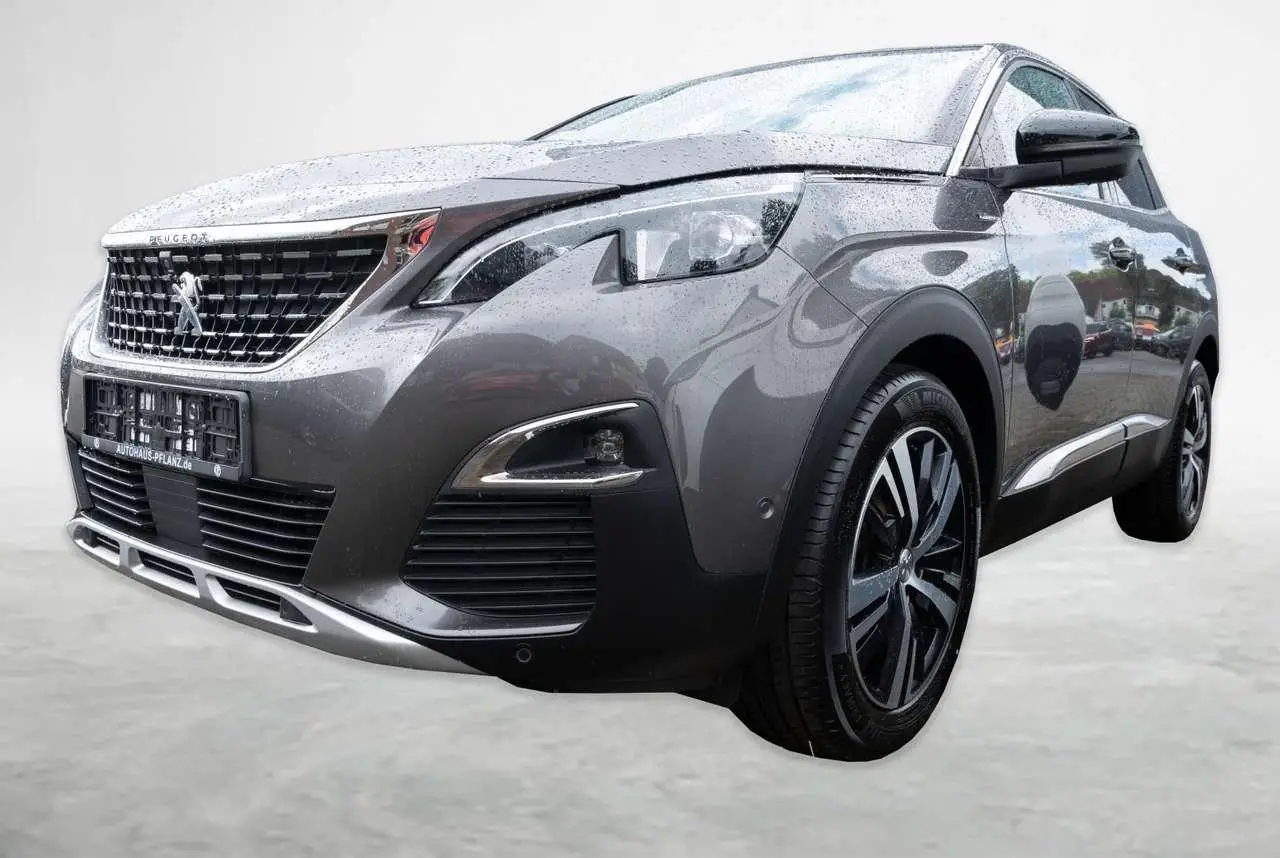 Photo 1 : Peugeot 3008 2020 Essence