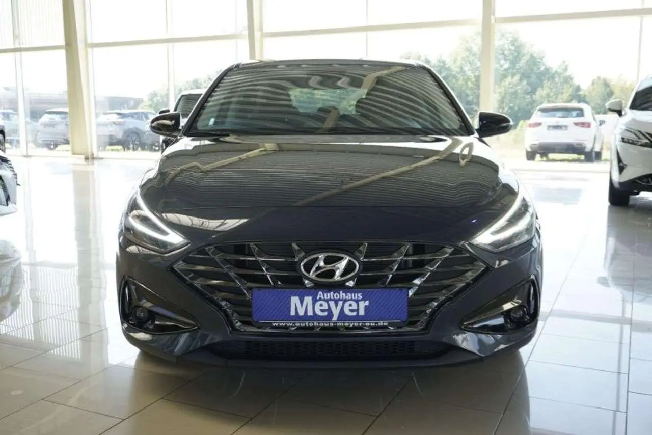 Photo 1 : Hyundai I30 2023 Petrol