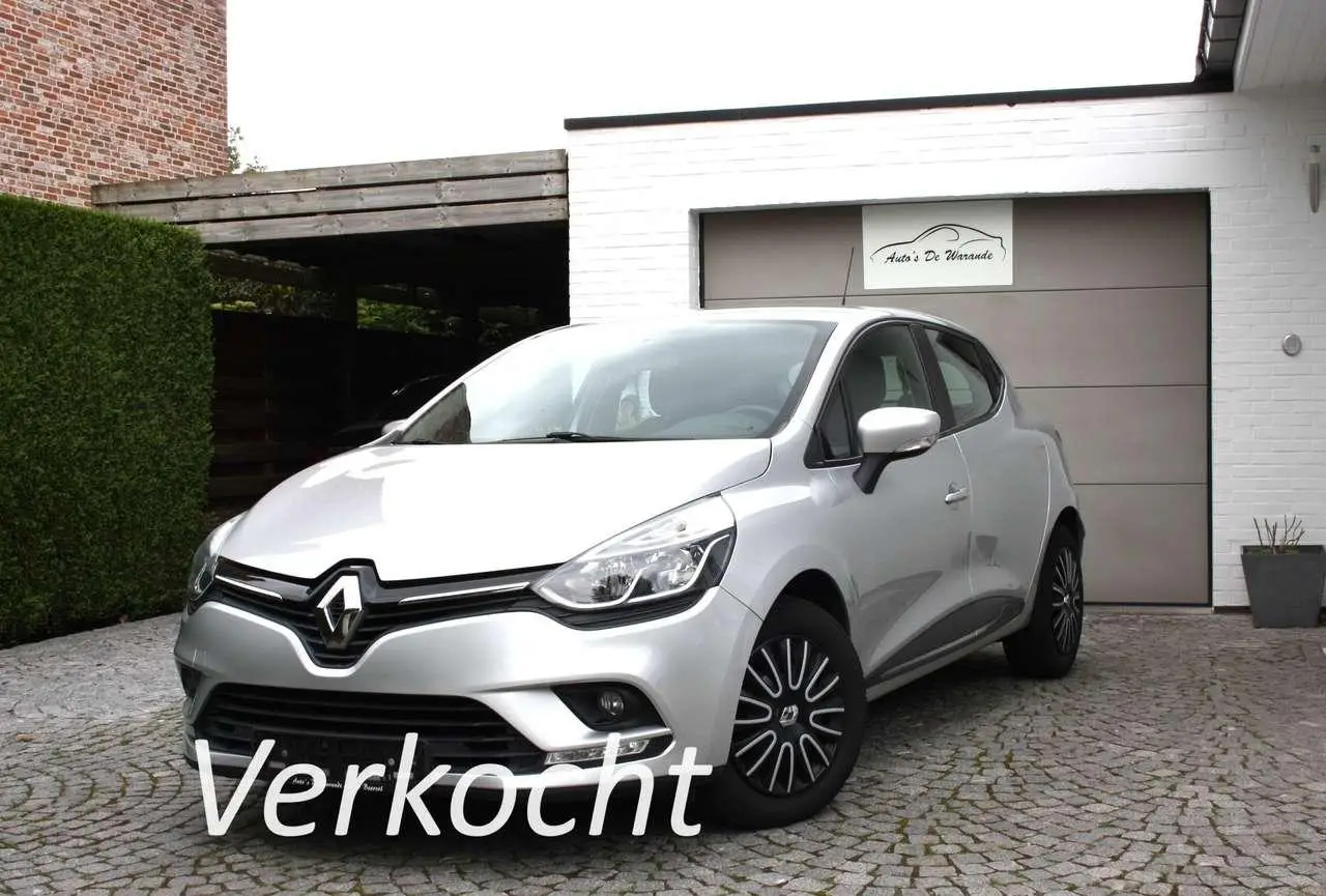 Photo 1 : Renault Clio 2017 Petrol