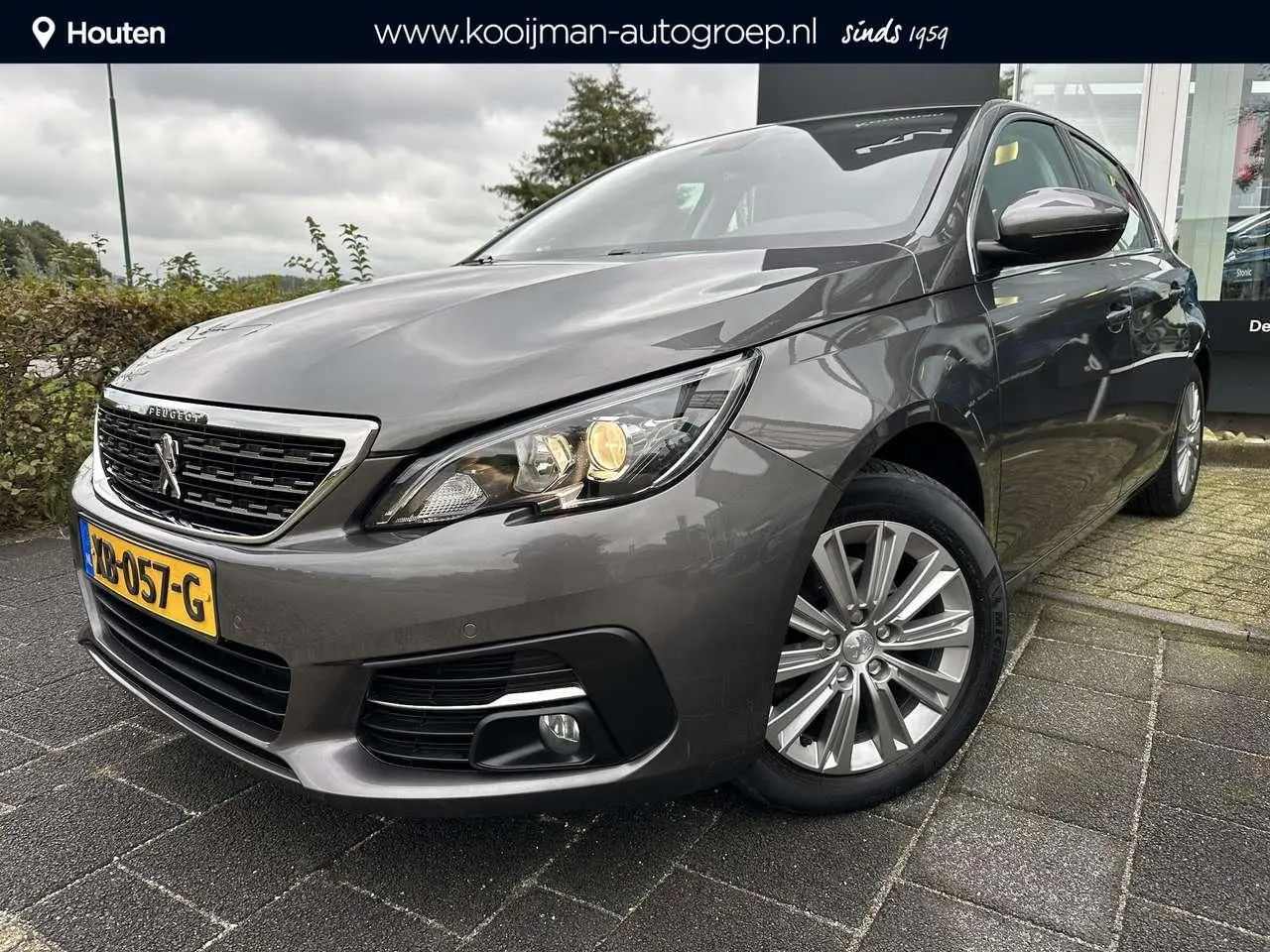 Photo 1 : Peugeot 308 2018 Petrol