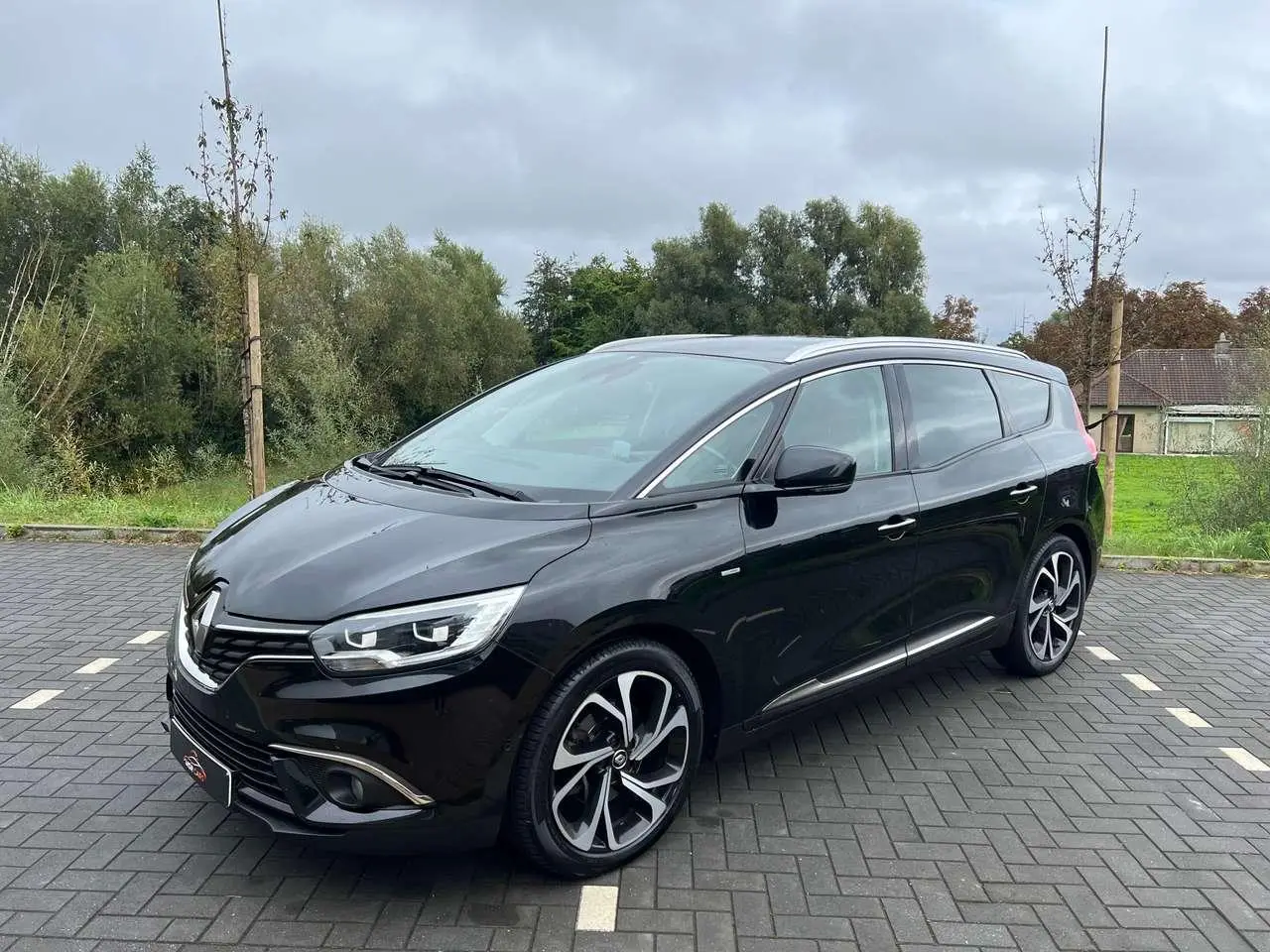 Photo 1 : Renault Grand Scenic 2017 Essence