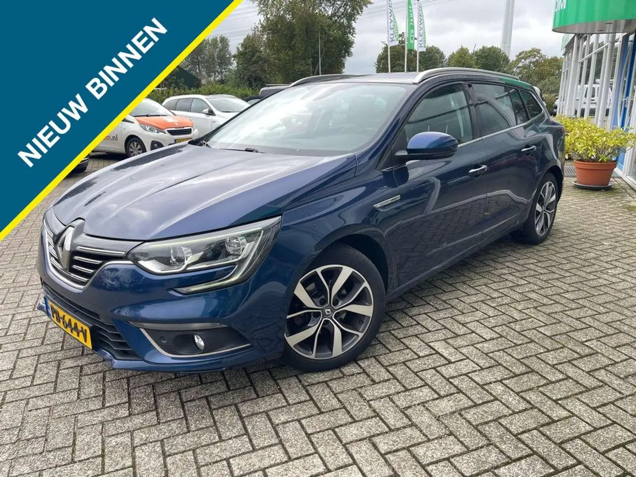 Photo 1 : Renault Megane 2017 Petrol