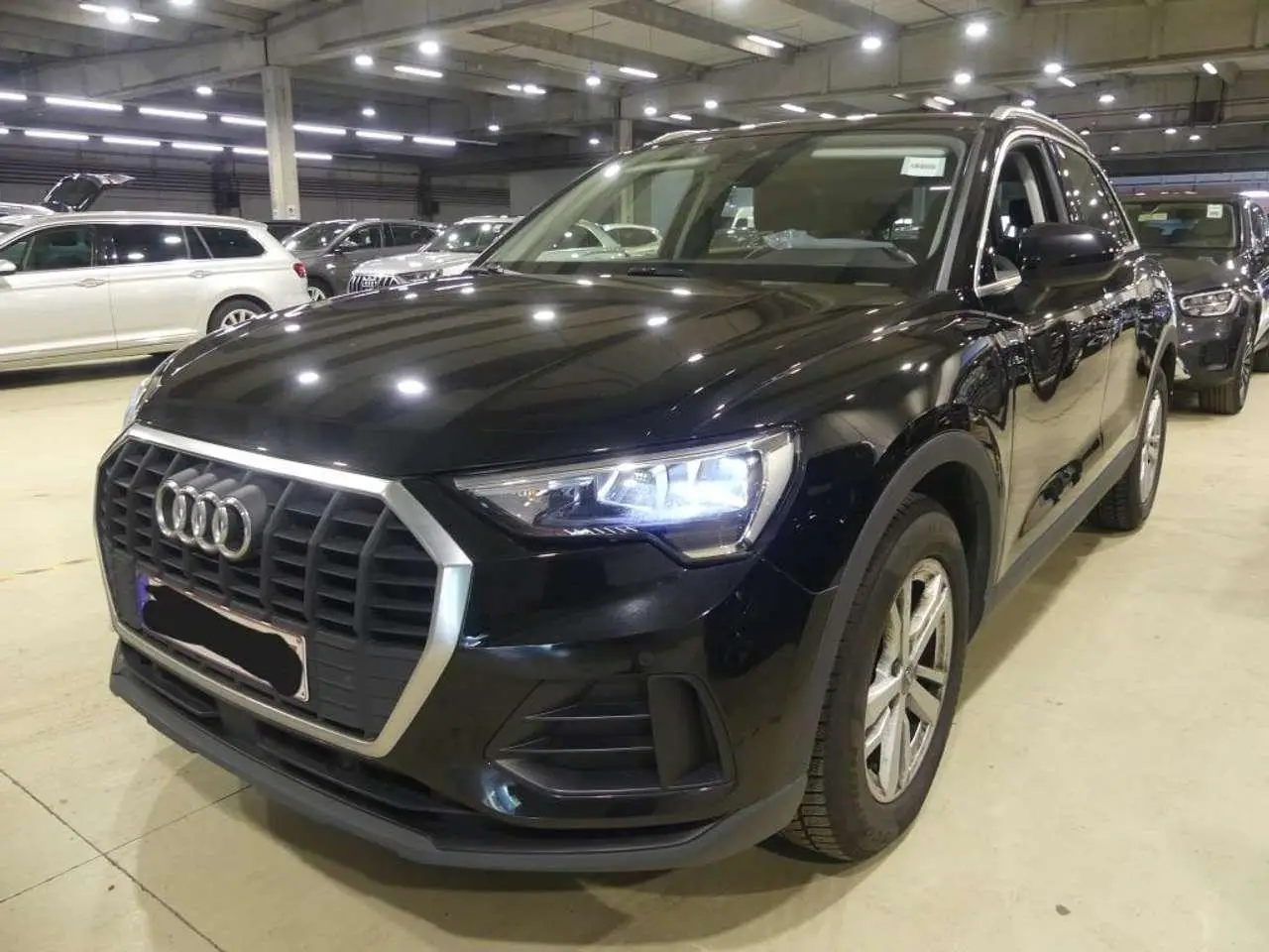 Photo 1 : Audi Q3 2020 Petrol