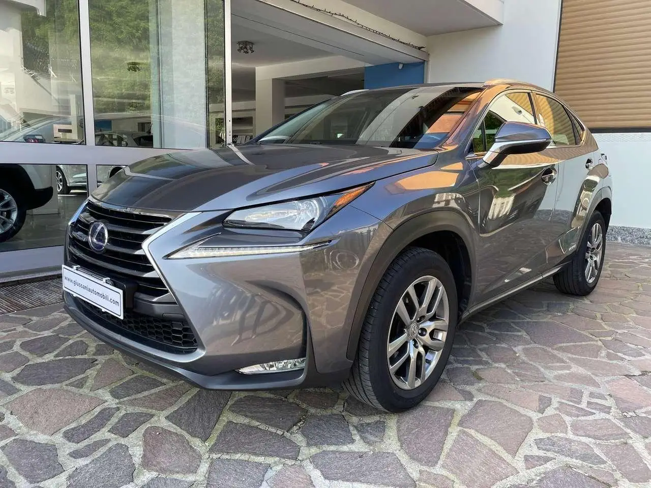 Photo 1 : Lexus Nx 2016 Hybrid