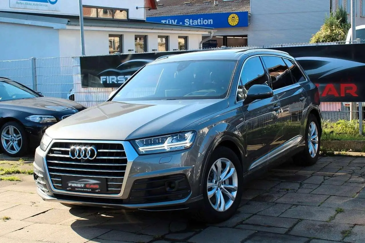 Photo 1 : Audi Q7 2015 Diesel