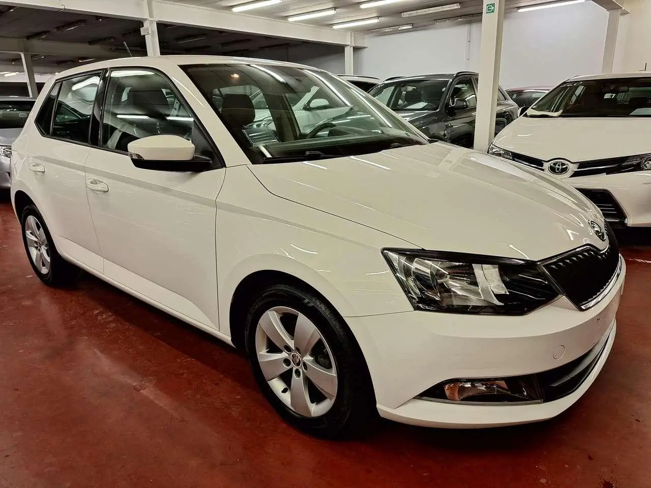 Photo 1 : Skoda Fabia 2016 Petrol