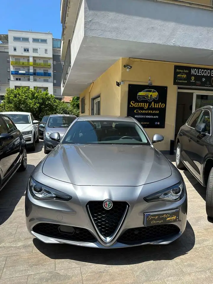 Photo 1 : Alfa Romeo Giulia 2021 Diesel