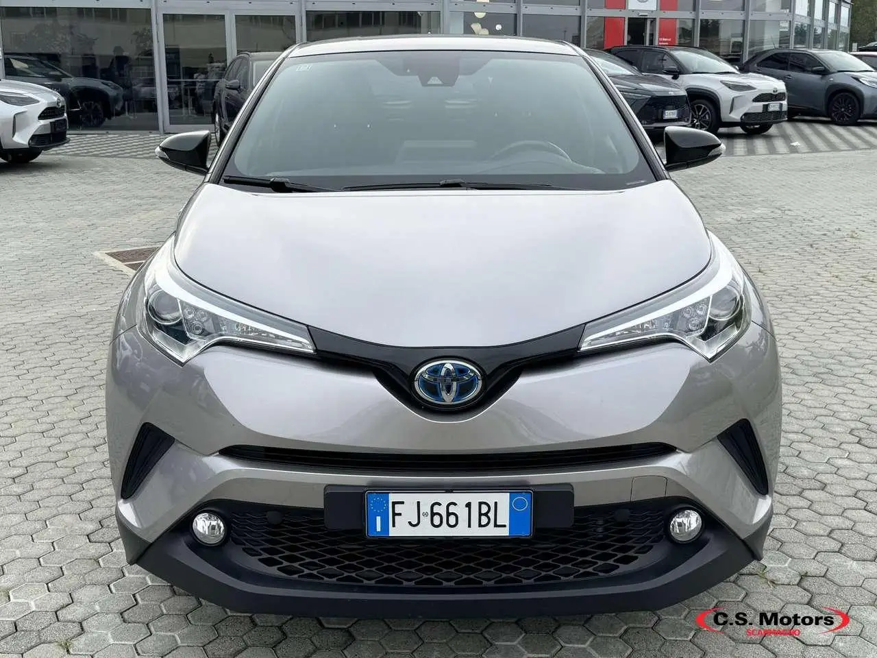 Photo 1 : Toyota C-hr 2017 Hybride